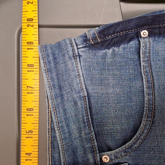 Womens Levi's 311 Shaping Skinny Denim Jeans w/Accent Stripe 20W - Picture 7 of 10